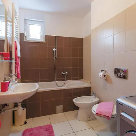 In With Wifi Appartement Podstrana